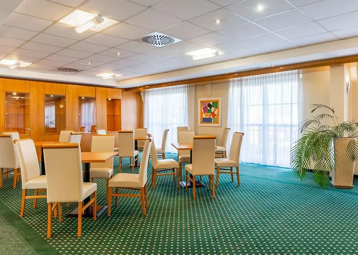 Star Premium 3* Грац